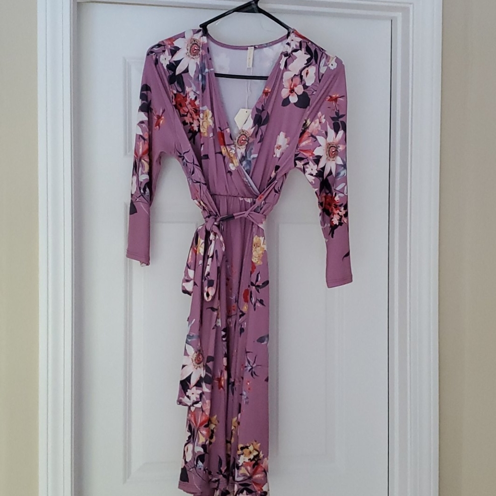 NWT pink blush maternity 3/4 sleeve dress